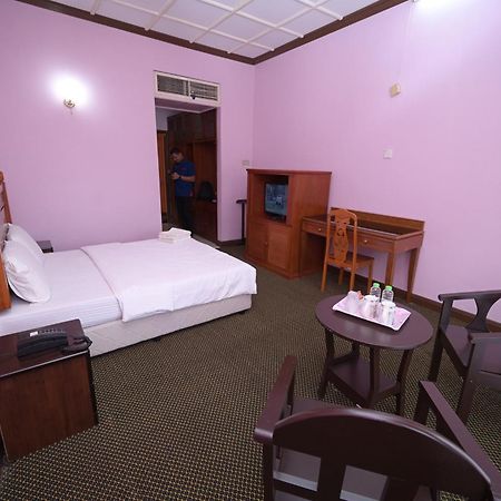 גואה מואסנג Kesedar Hotel Travel & Tours Sdn Bhd מראה חיצוני תמונה