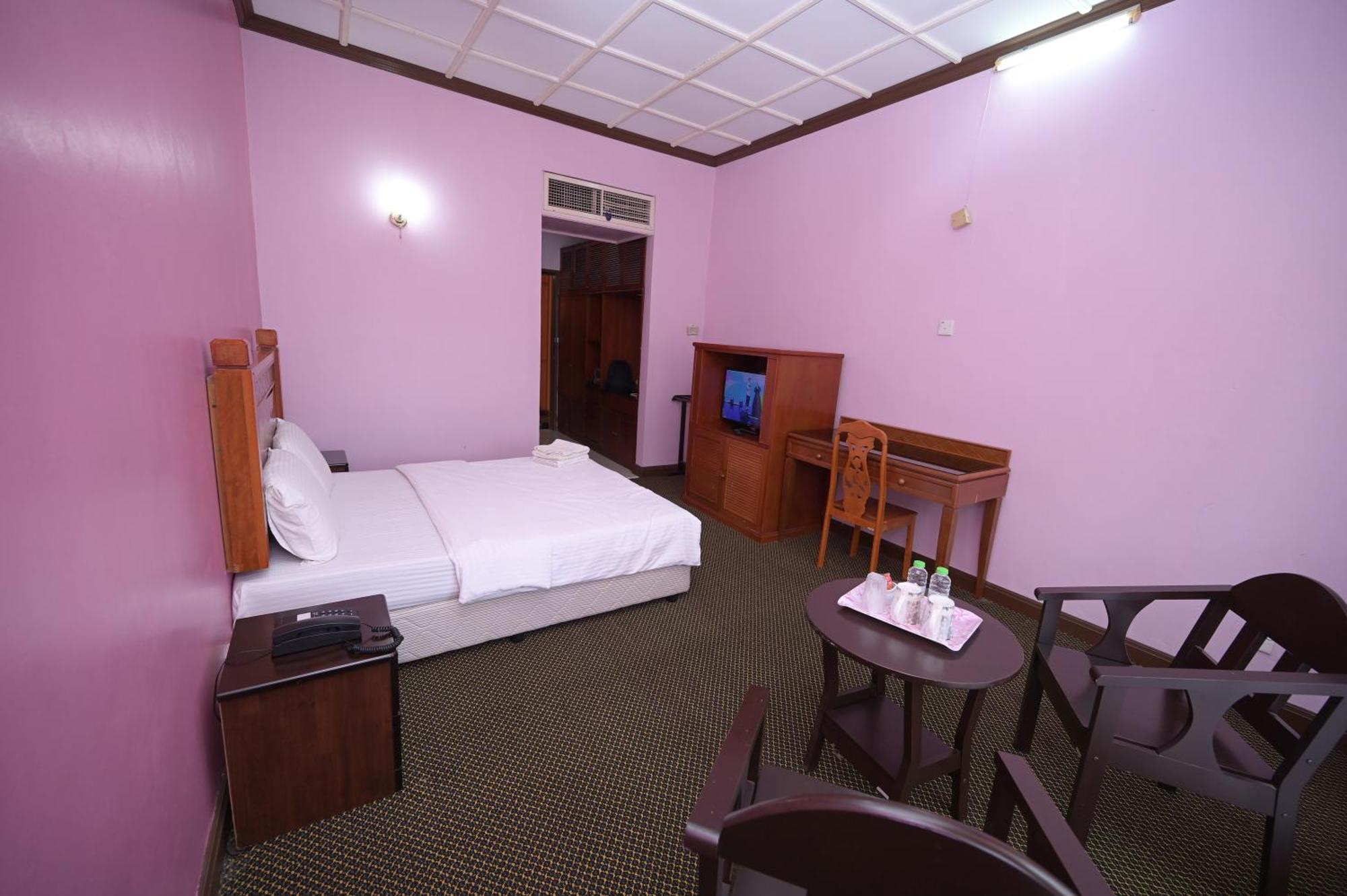 גואה מואסנג Kesedar Hotel Travel & Tours Sdn Bhd מראה חיצוני תמונה